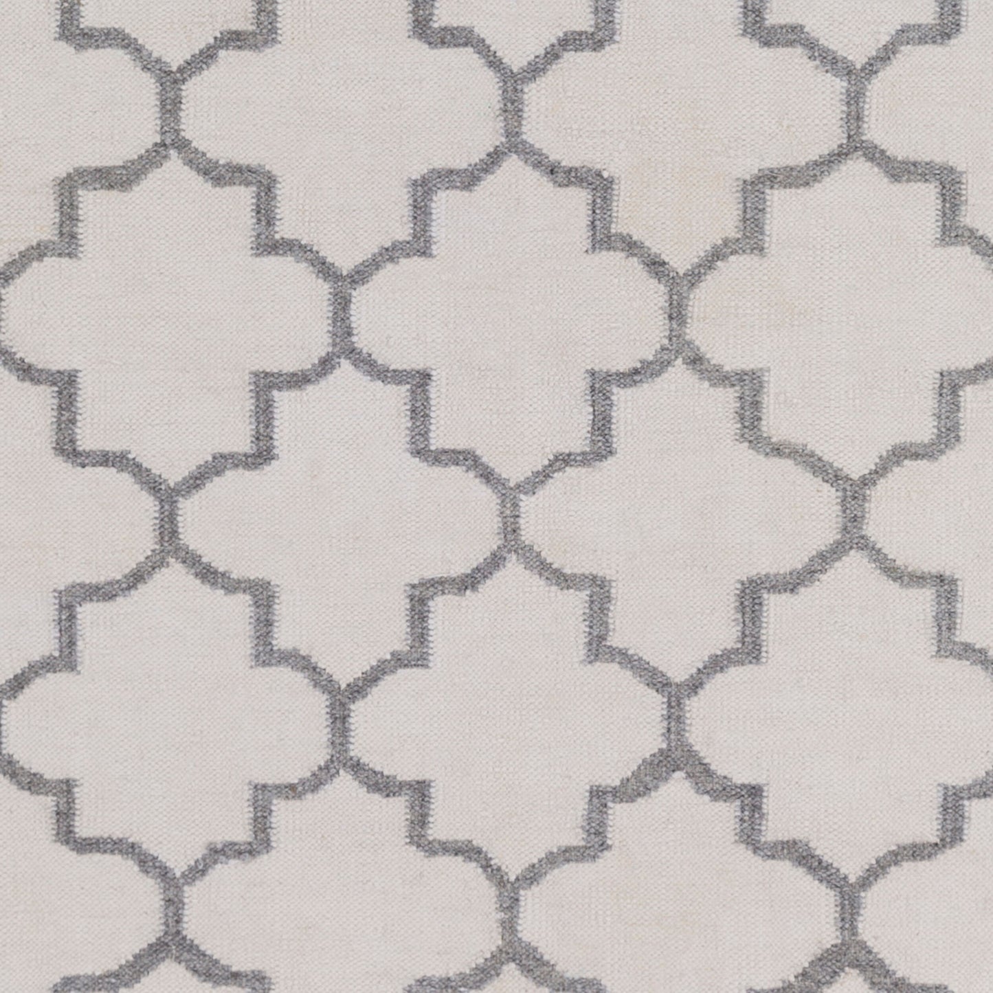 Isle ISL-3001 2' x 3' Handmade Wool Accent Rug