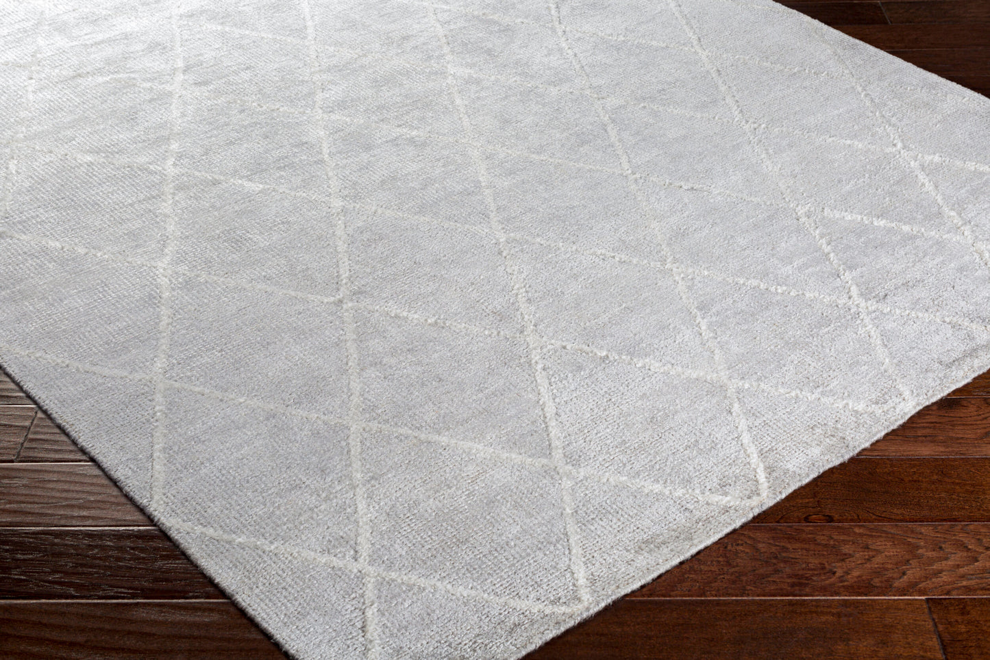 Jaque JAQ-4002 6' x 9' Handmade Faux Silk Area Rug