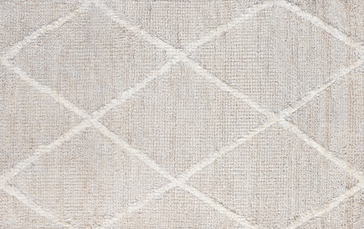 Jaque JAQ-4002 6' x 9' Handmade Faux Silk Area Rug