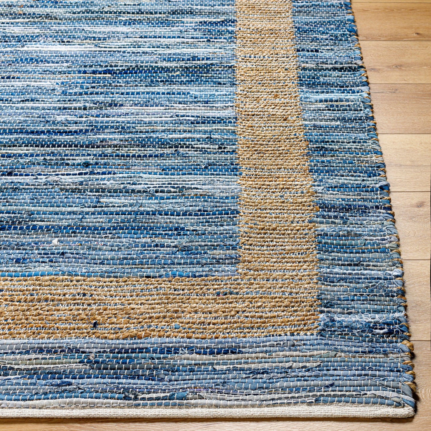 Jean JEA-2300 2' x 3' Handmade Accent Rug