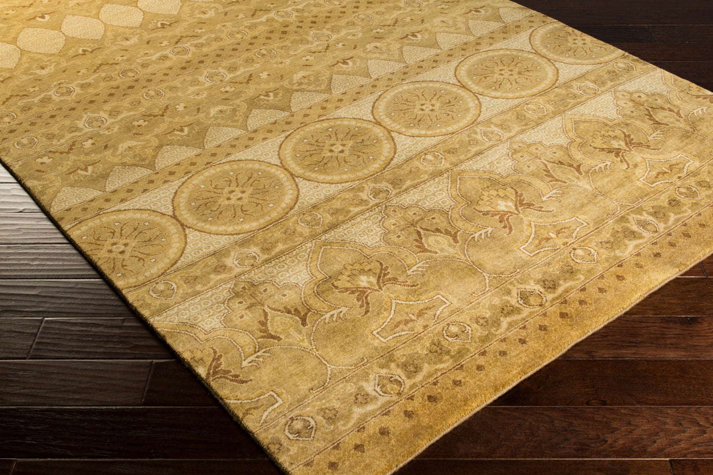 Knightsbridge KNI-1000 5' x 9' Handmade Wool Area Rug
