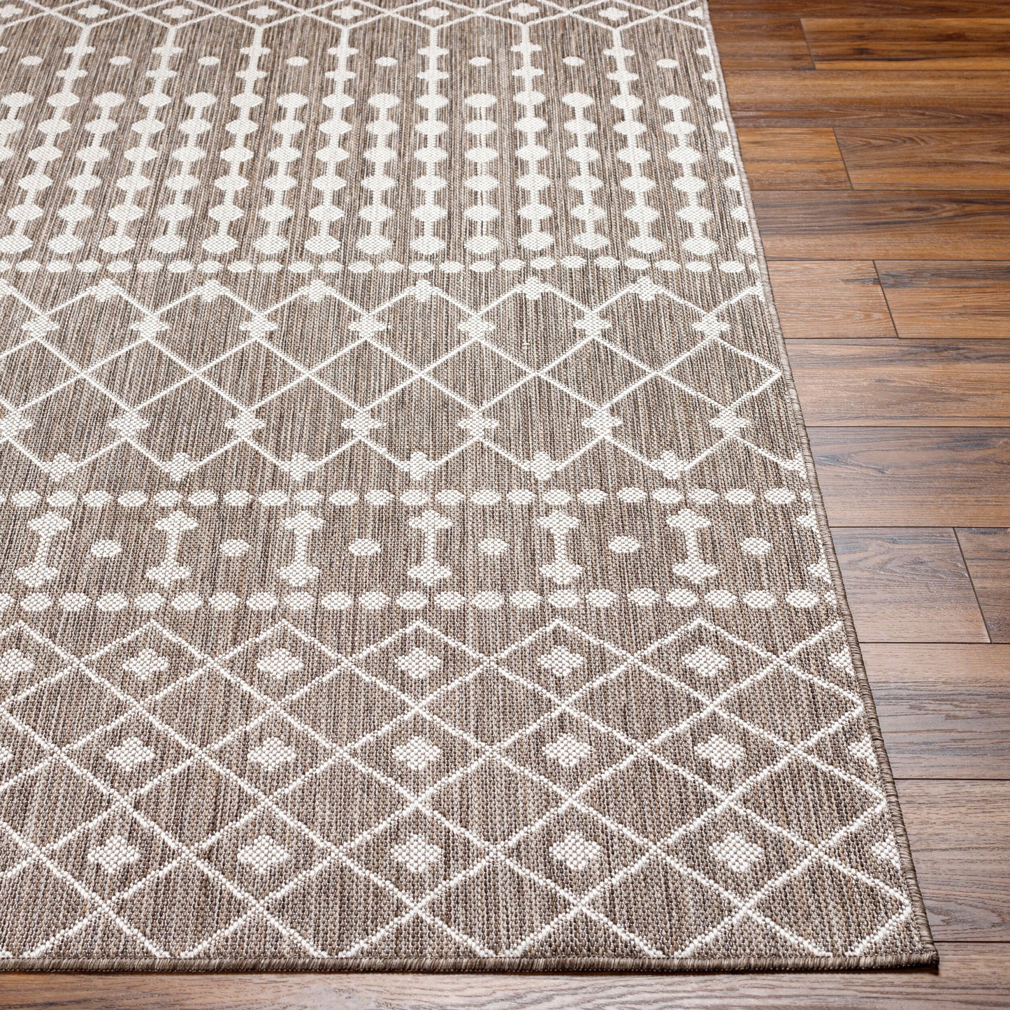 Long Beach LBH-2327 7ft Runner Machine Woven Indoor/Outdoor Runner Rug