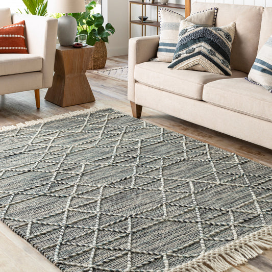 Lucia LCI-2300 2' x 3' Handmade Accent Rug