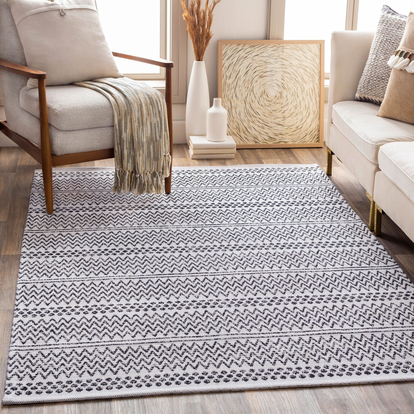 La Casa LCS-2304 2' x 3'9" Machine Woven Washable Accent Rug
