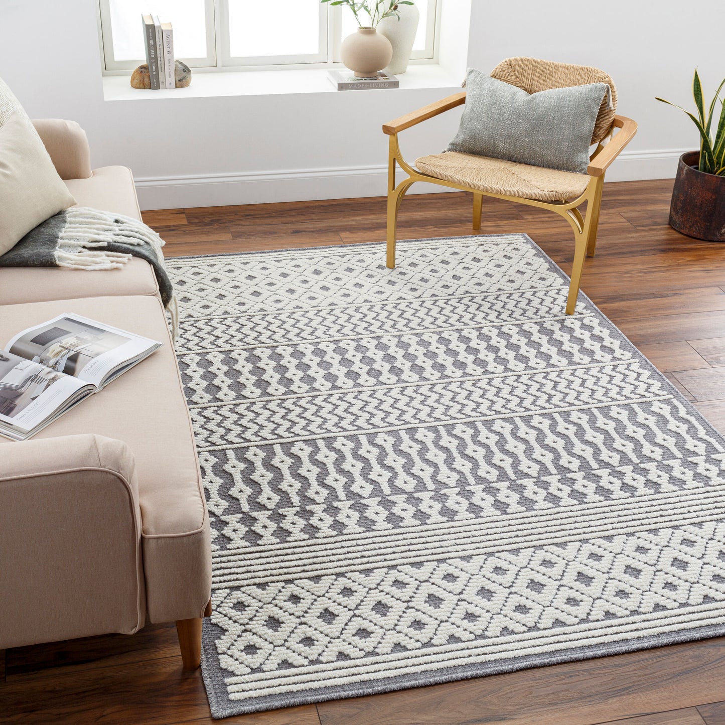Lyna LYA-2311 3' x 5' Machine Woven Washable Accent Rug