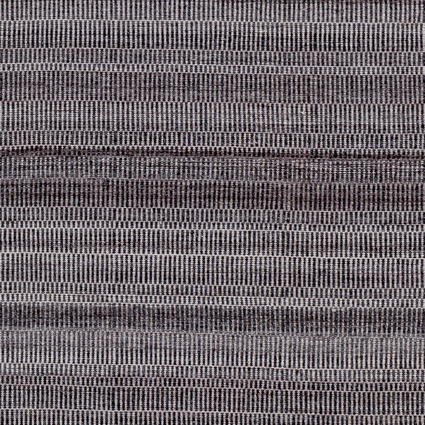 Lily LYI-2304 2' x 3' Handmade Recyled Accent Rug
