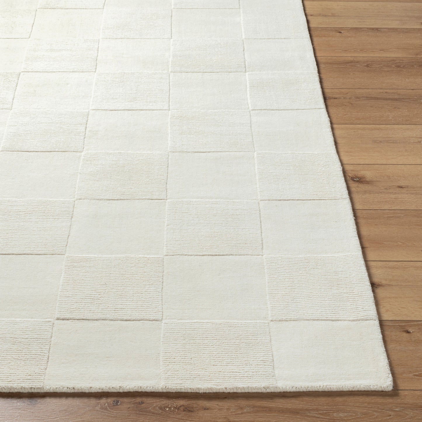 Mystique M-5473 5' x 7' Handmade Wool Area Rug