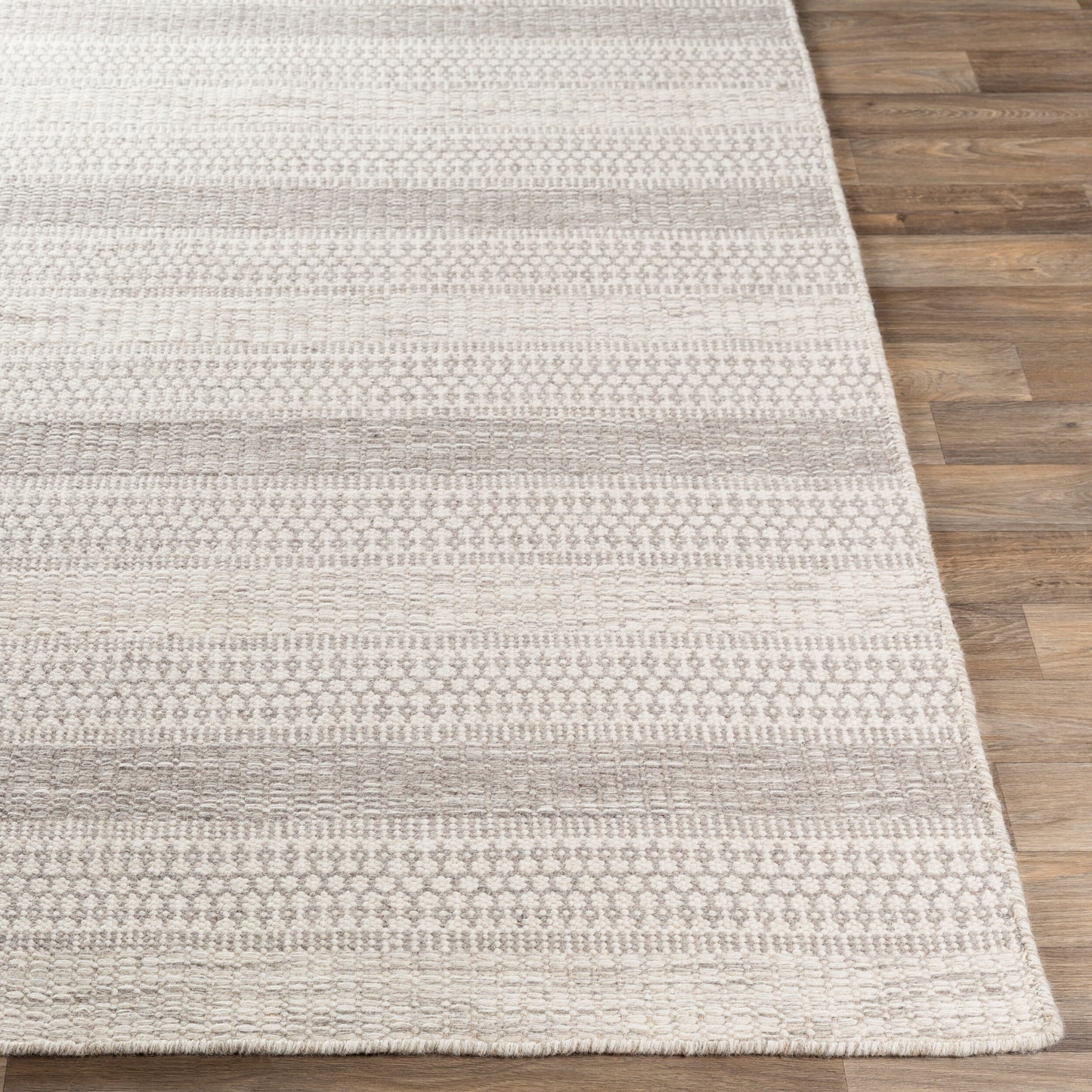Mardin MDI-2303 5' x 7' Handmade Wool Area Rug