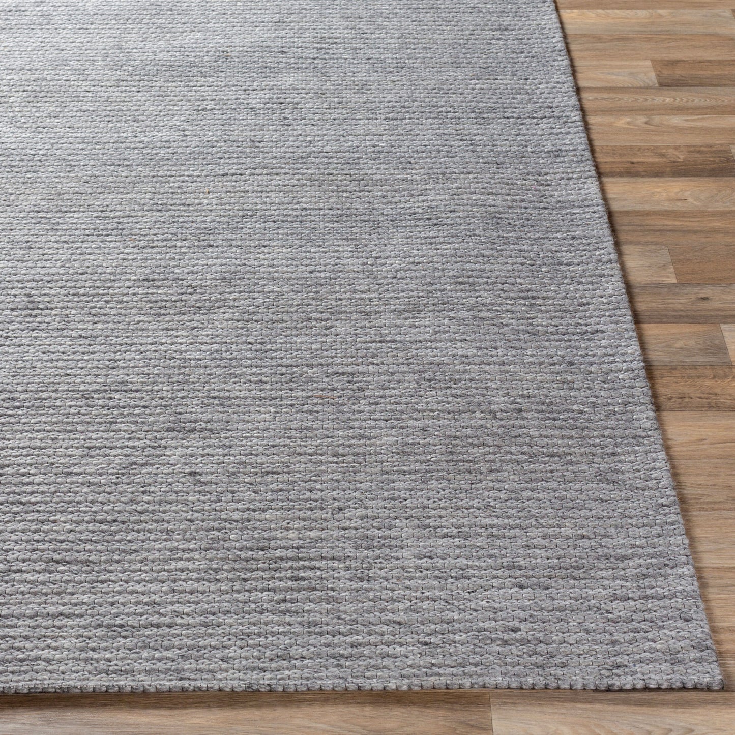 Marlowe MLE-1000 2' x 3' Handmade Accent Rug