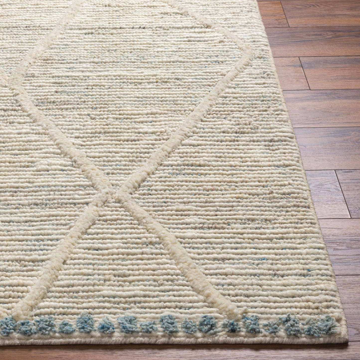 Manisa MNS-2308 2' x 3' Handmade Wool Accent Rug