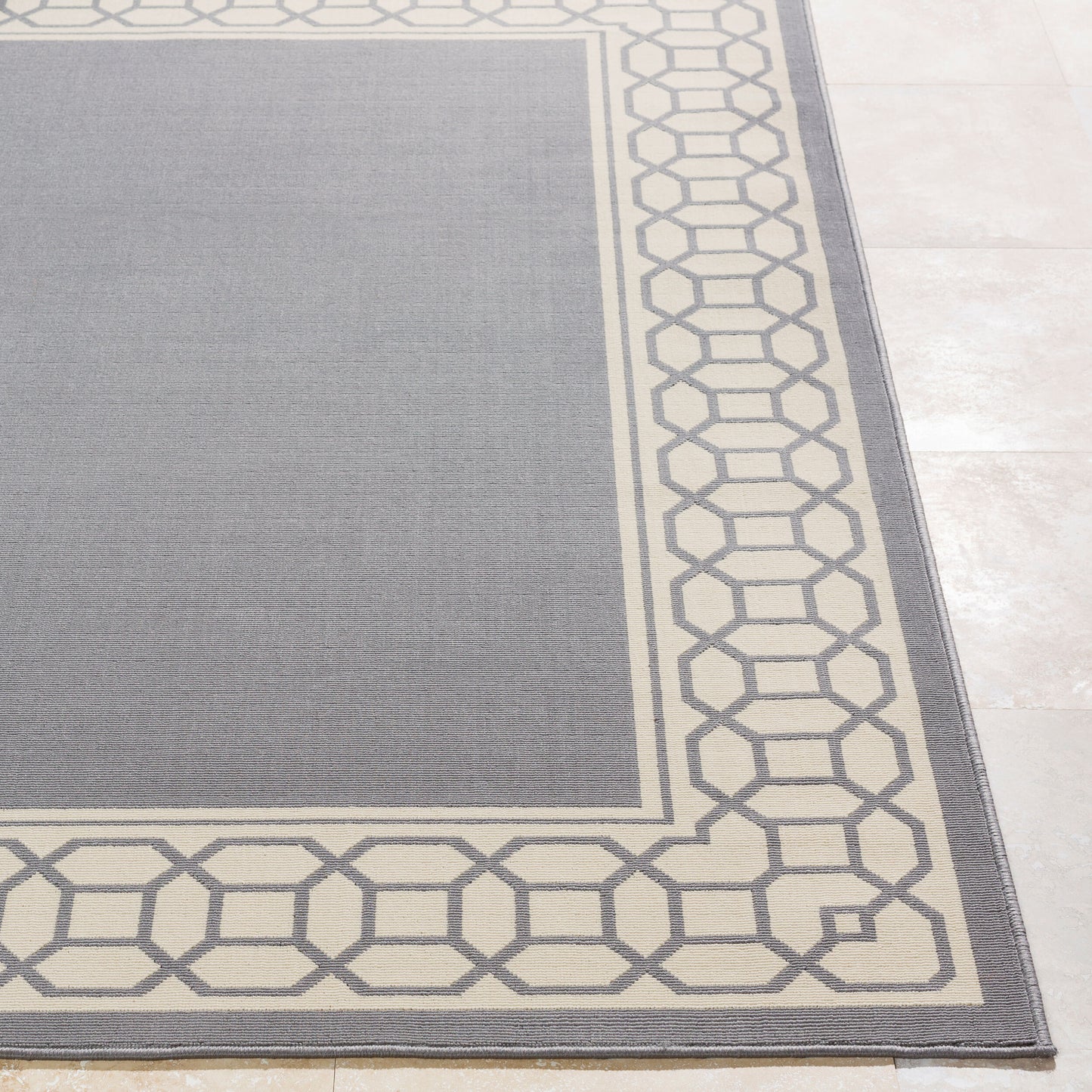 Marina MRN-3034 5' x 7' Machine Woven Indoor/Outdoor Area Rug