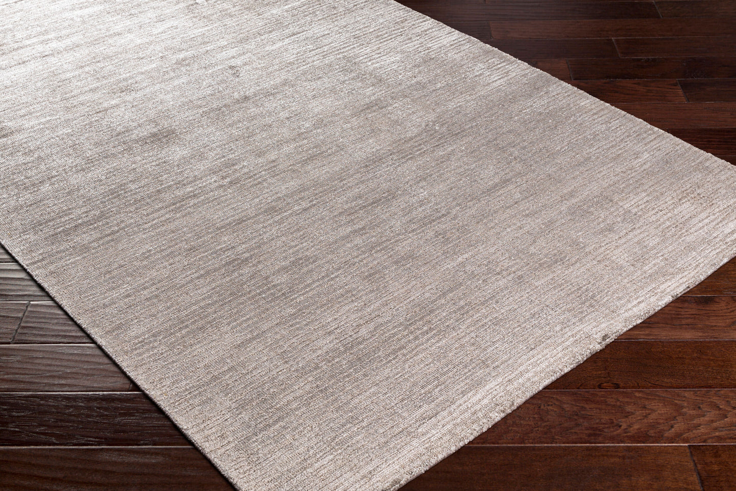 Malta MTA-2302 2' x 3' Handmade Faux Silk Accent Rug