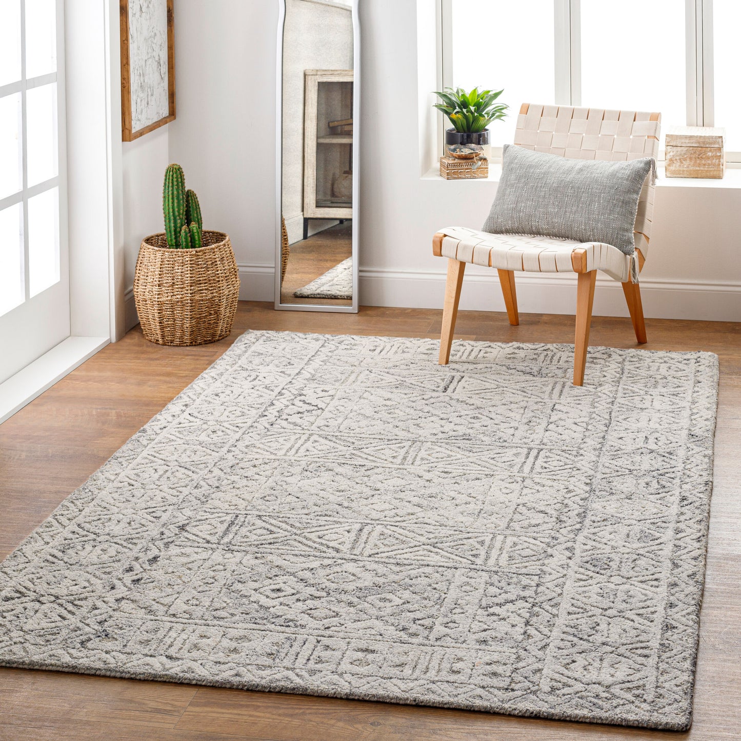 Montclair MTC-2310 2' x 3' Handmade Accent Rug