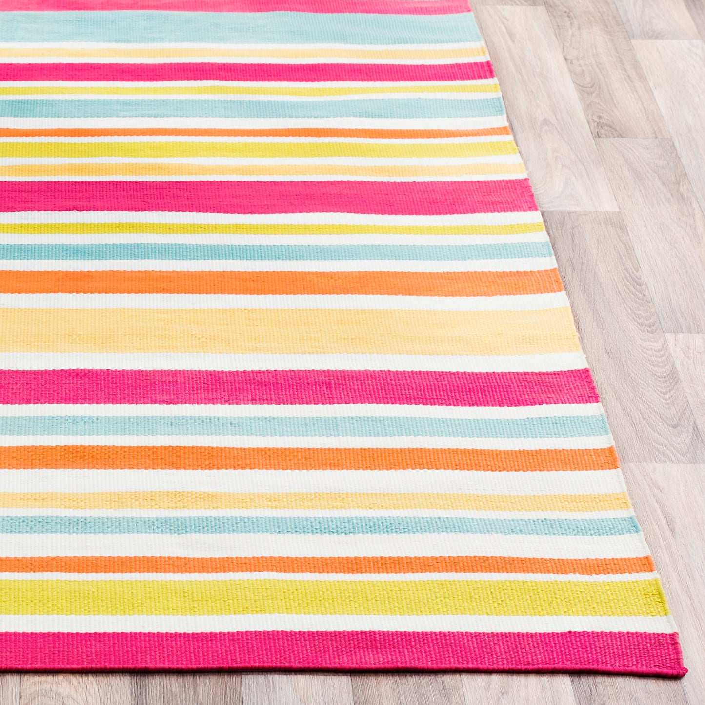 Maritime MTM-1010 2' x 3' Handmade Indoor/Outdoor Accent Rug