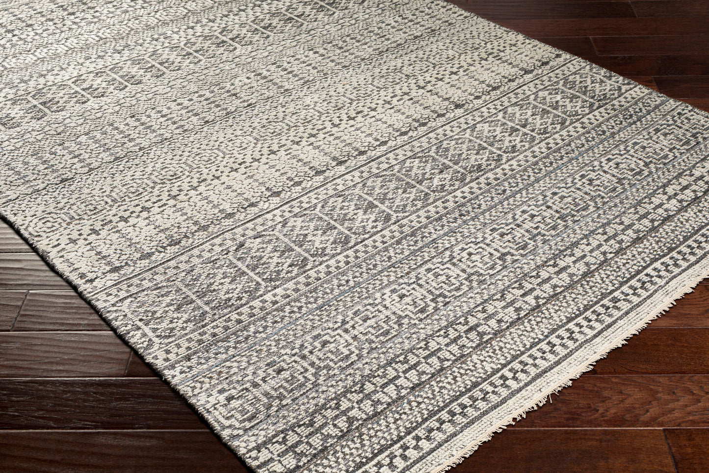 Nobility NBI-2308 2' x 3' Handmade Accent Rug