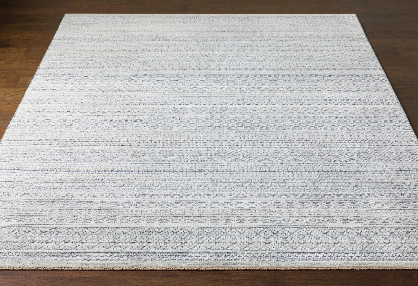 Nobility NBI-2310 2' x 3' Handmade Accent Rug