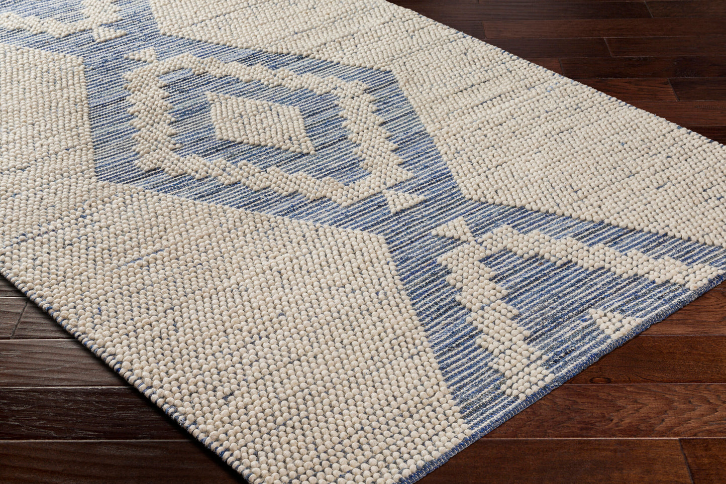 Nadine NDD-2303 2' x 3' Handmade Accent Rug