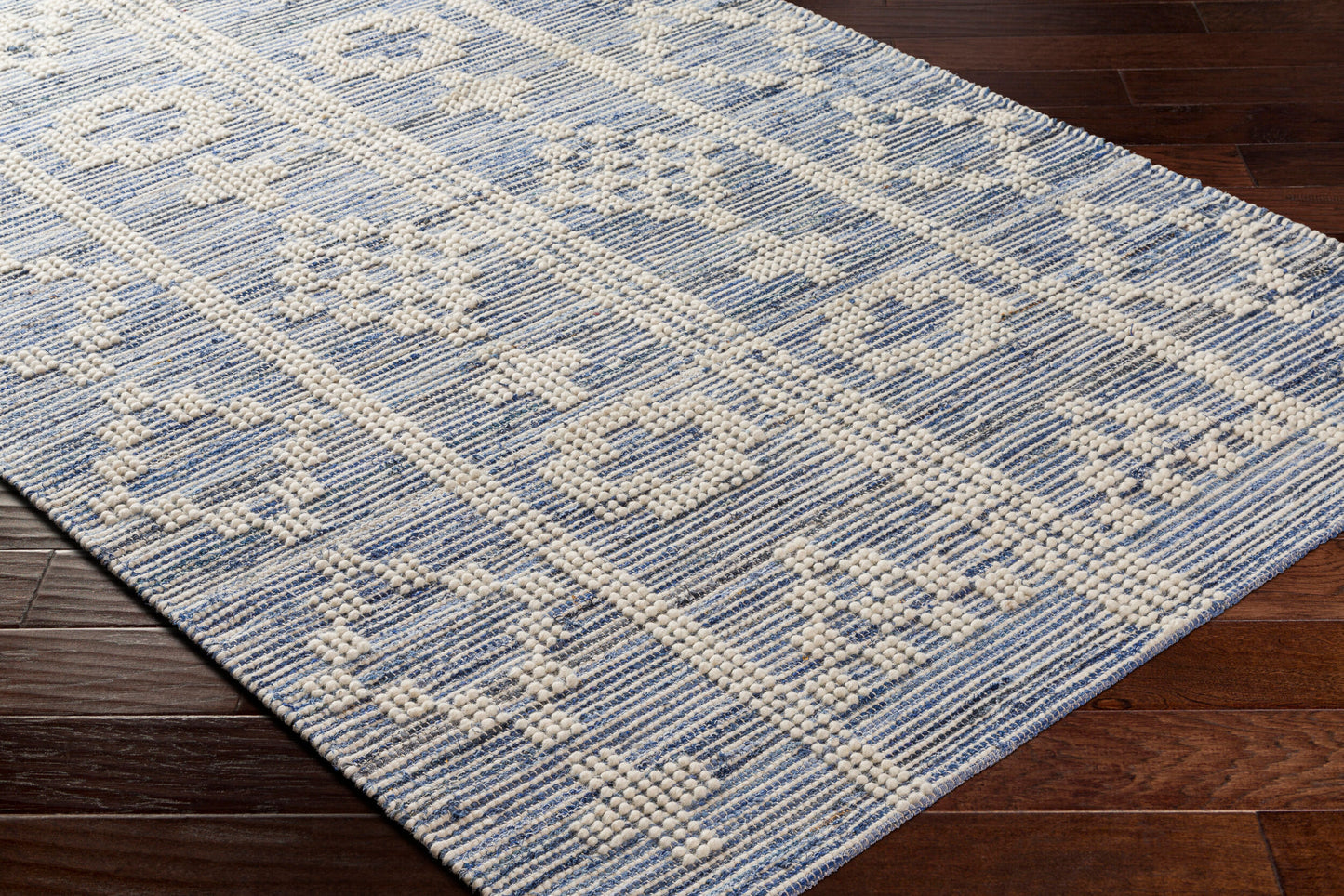 Nadine NDD-2304 2' x 3' Handmade Accent Rug