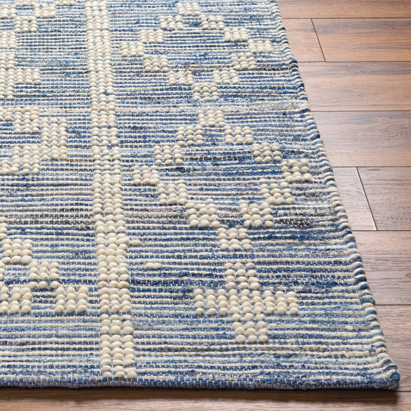 Nadine NDD-2304 2' x 3' Handmade Accent Rug