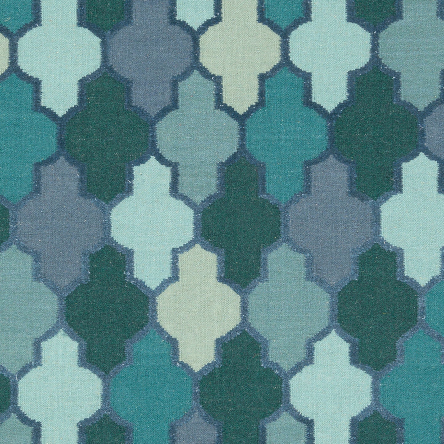 Nia NIA-7000 3' x 5' Handmade Wool Accent Rug