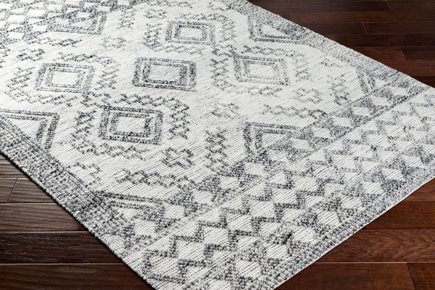 Napoli NPO-2305 2' x 3' Handmade Recyled Accent Rug