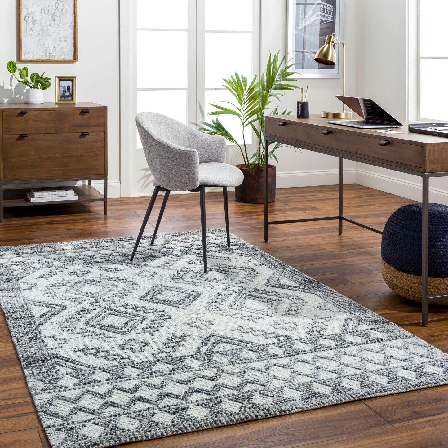 Napoli NPO-2305 2' x 3' Handmade Recyled Accent Rug
