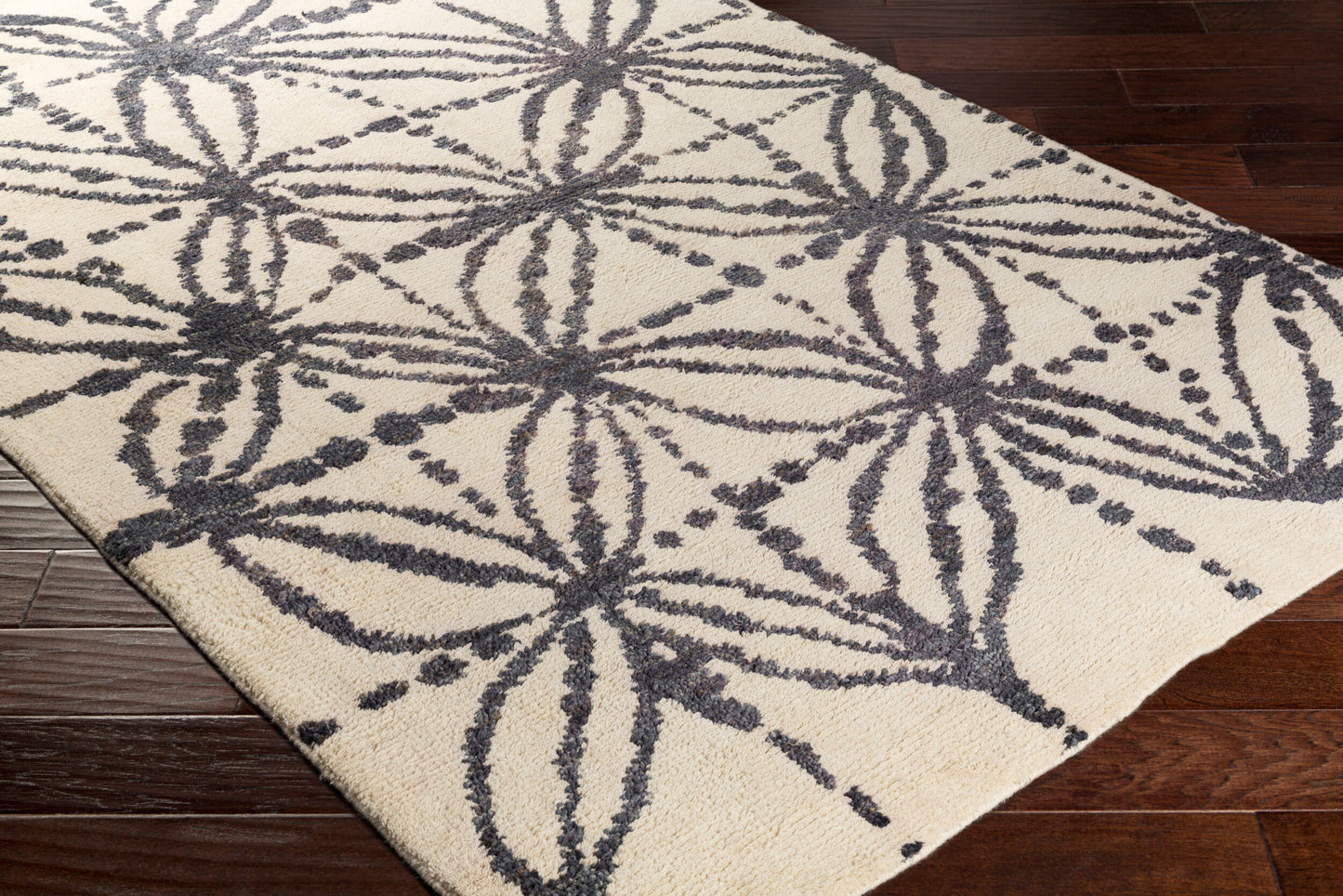 Orinocco OOC-1001 5' x 7' Handmade Jute Area Rug