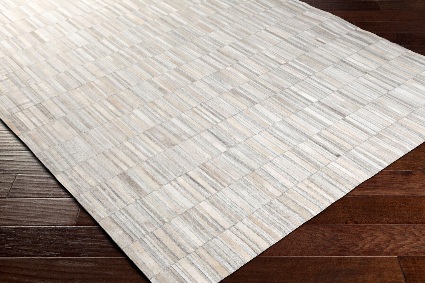 Outback OUT-1013 2' x 3' Handmade Accent Rug