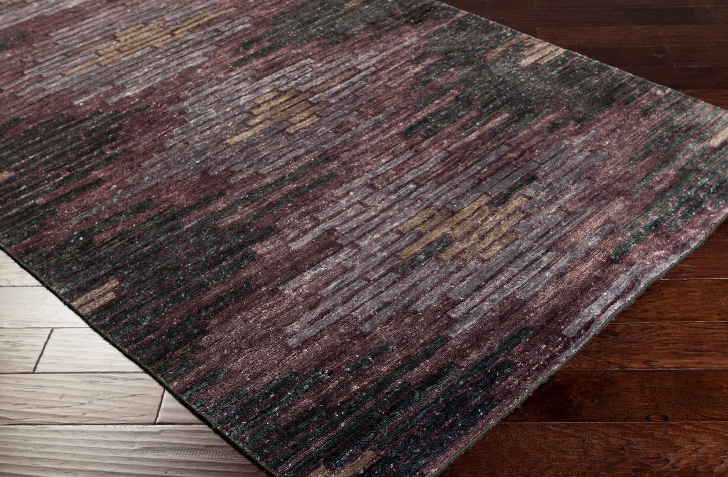 Platinum PLAT-9005 2' x 3' Handmade Faux Silk Accent Rug