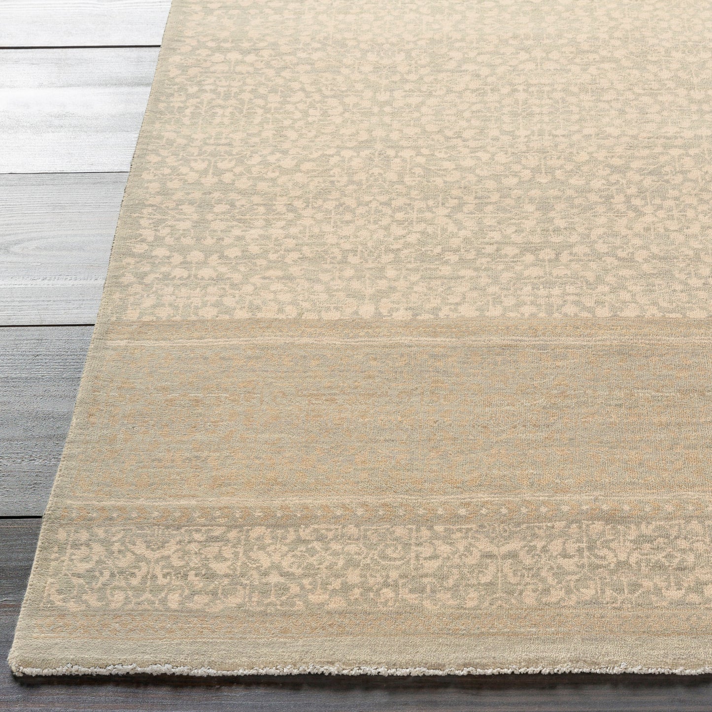 Palace PLC-1001 2' x 3' Handmade Wool Accent Rug