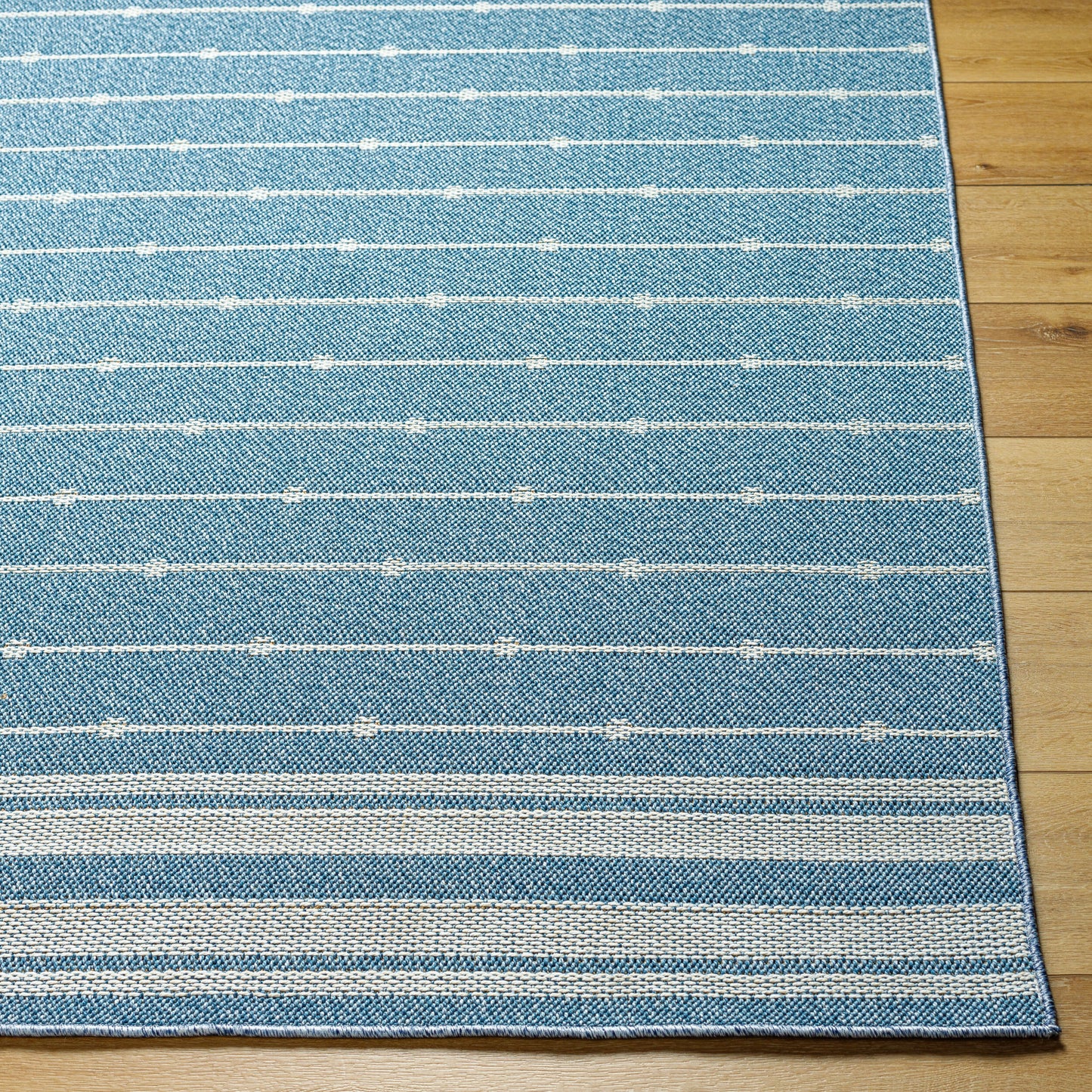 Pismo Beach PMB-2312 8ft Square Machine Woven Indoor/Outdoor Area Rug