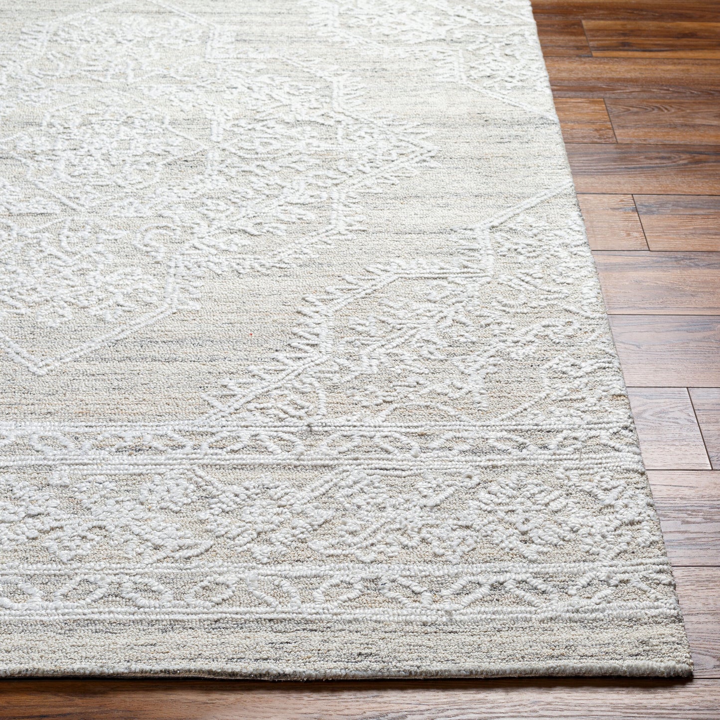 Piazza PZZ-2300 2' x 3' Handmade Recyled Accent Rug