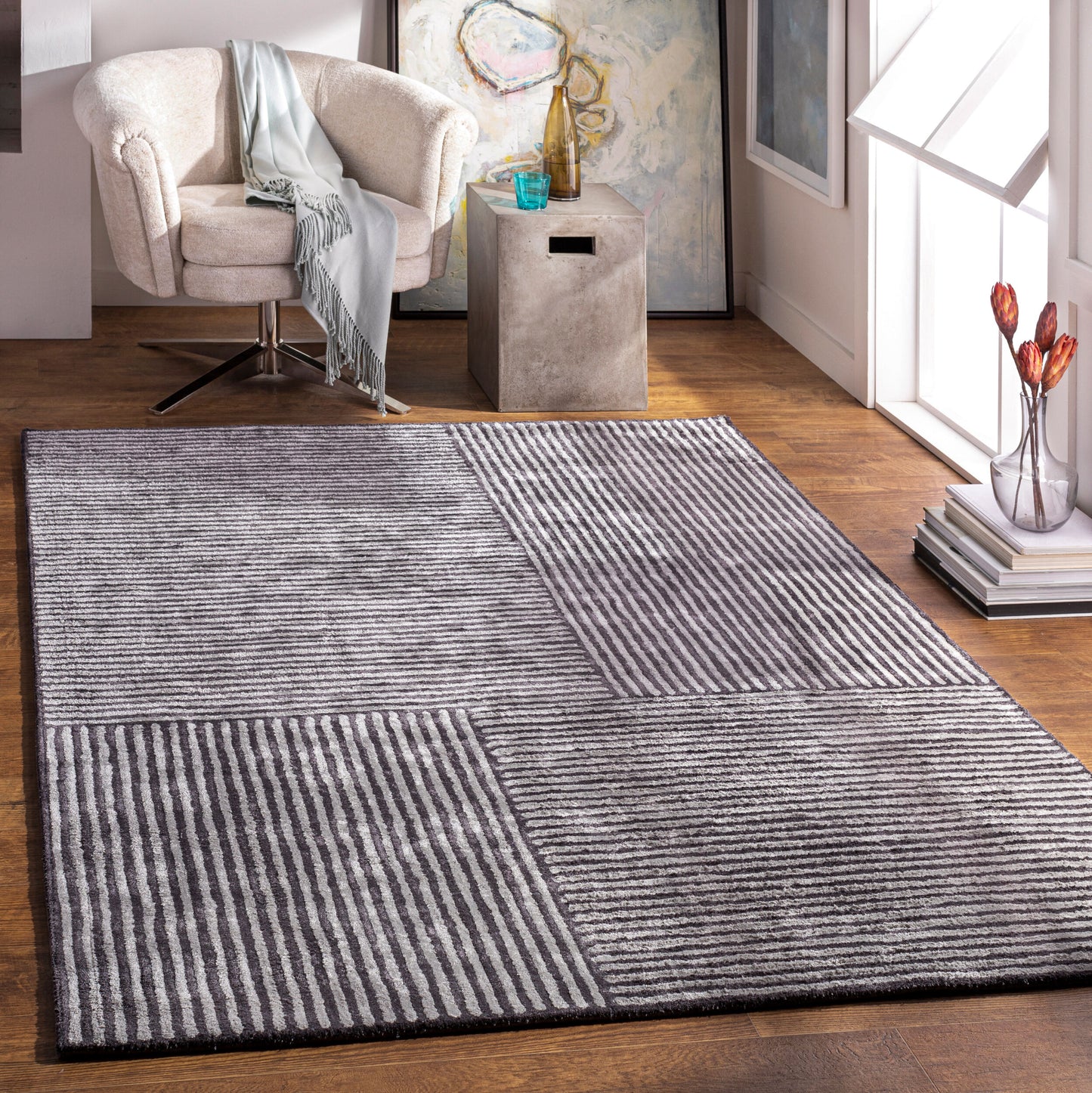 Quartz QTZ-5038 2' x 3' Handmade Faux Silk Accent Rug