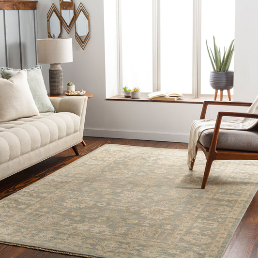 Reign REG-2306 6' x 9' Handmade Wool Area Rug