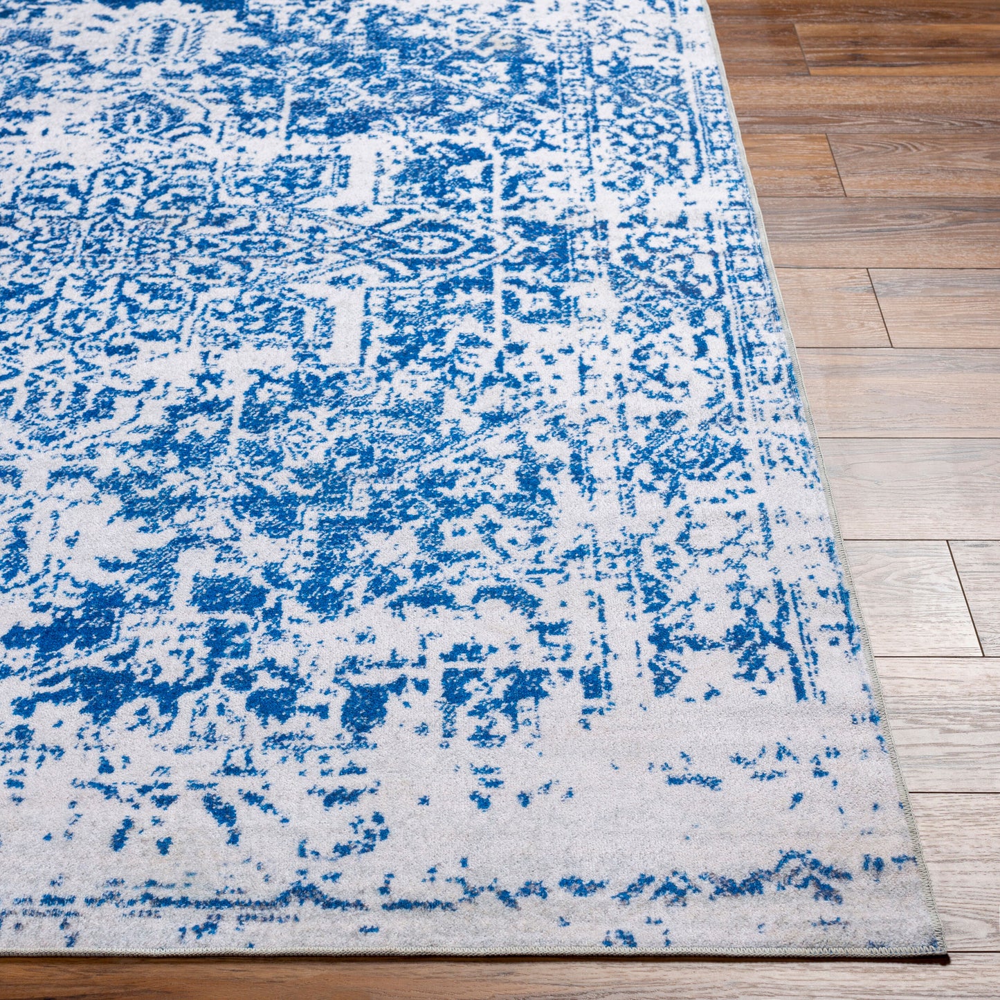 Regen RGE-2302 4' x 6' Machine Woven Washable Area Rug