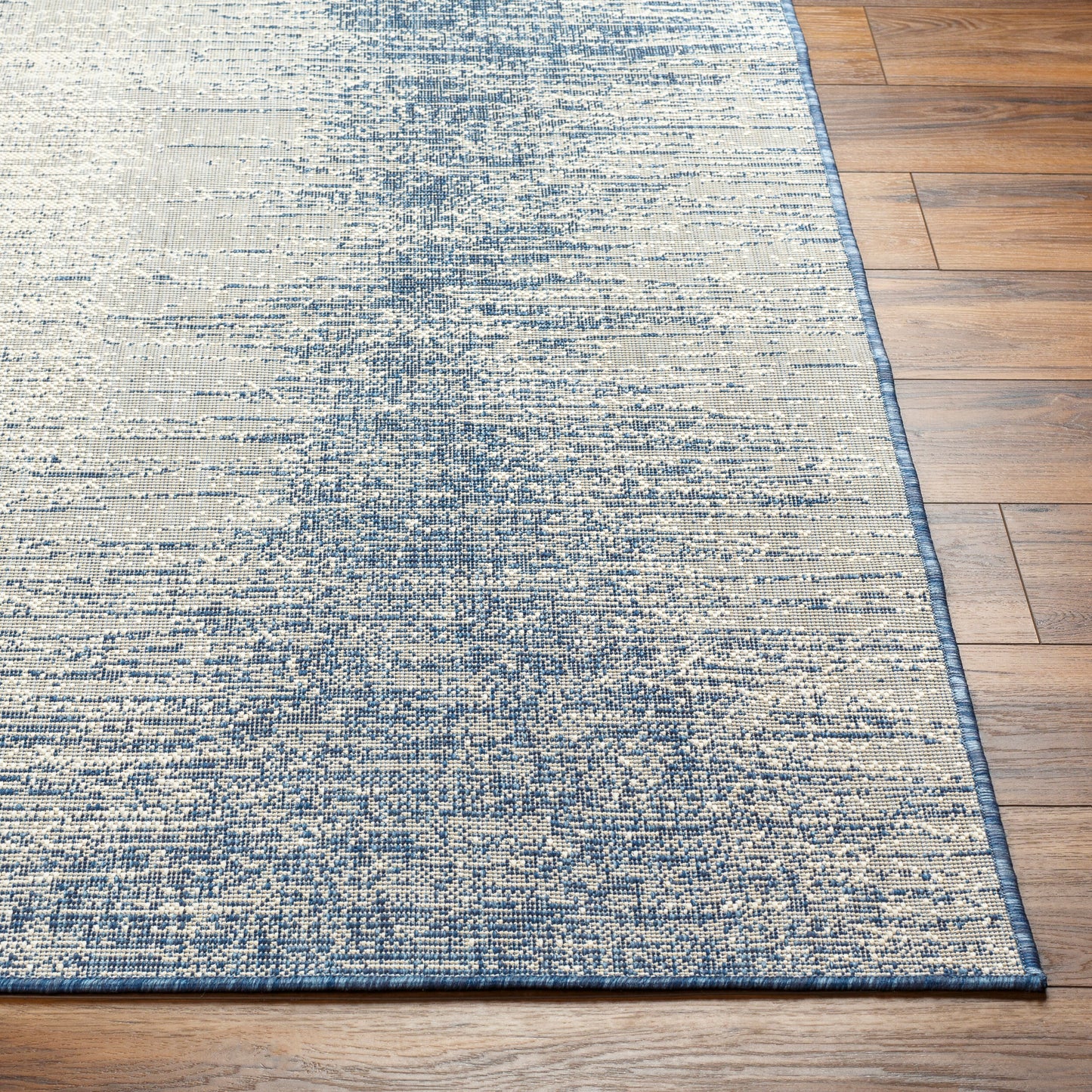 Ravello RVL-2300 2' x 3' Machine Woven Indoor/Outdoor Accent Rug