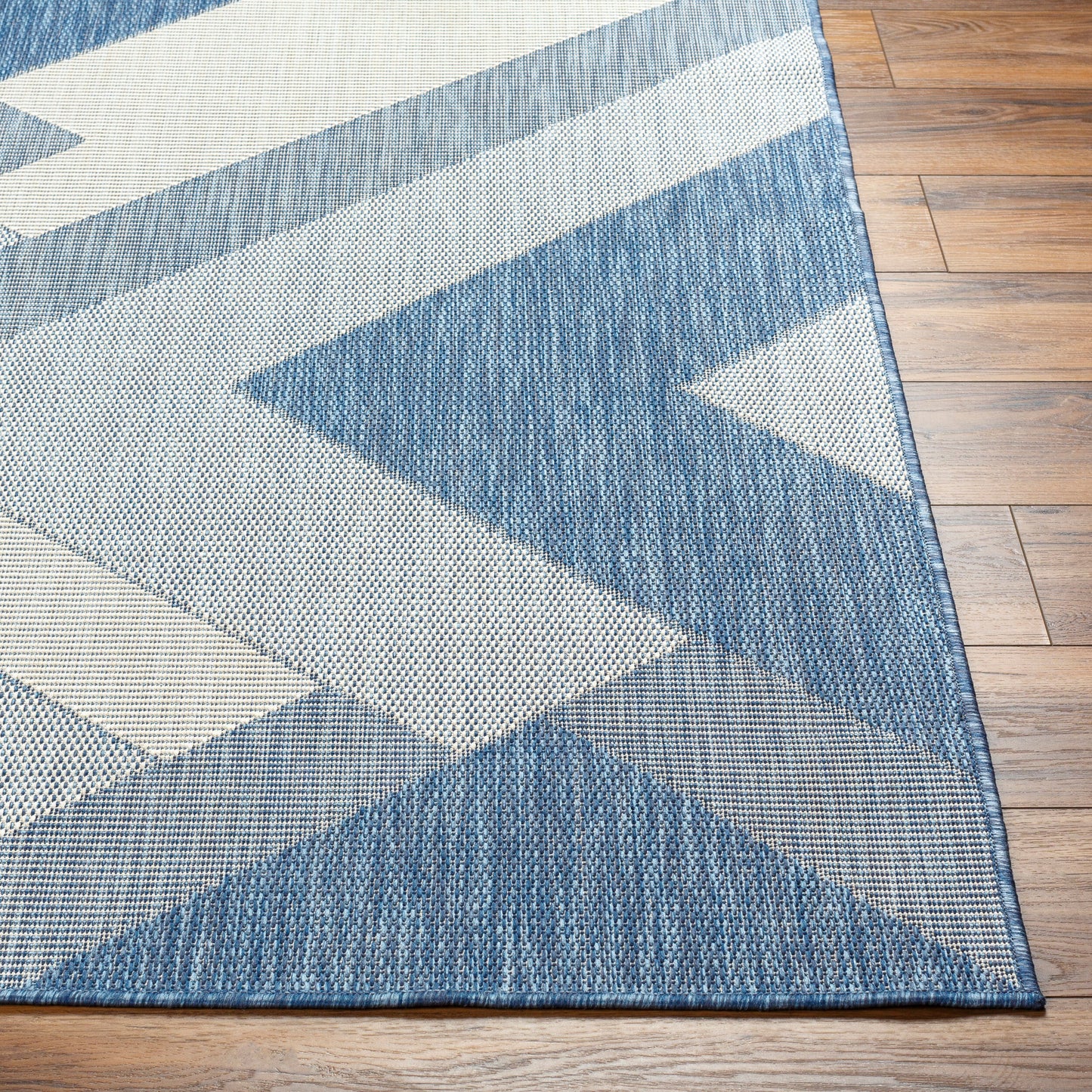 Ravello RVL-2318 2' x 3' Machine Woven Indoor/Outdoor Accent Rug