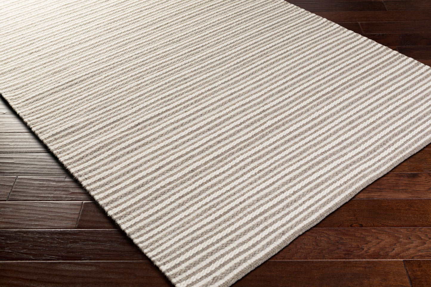 Ravena RVN-3006 2' x 3' Handmade Wool Accent Rug