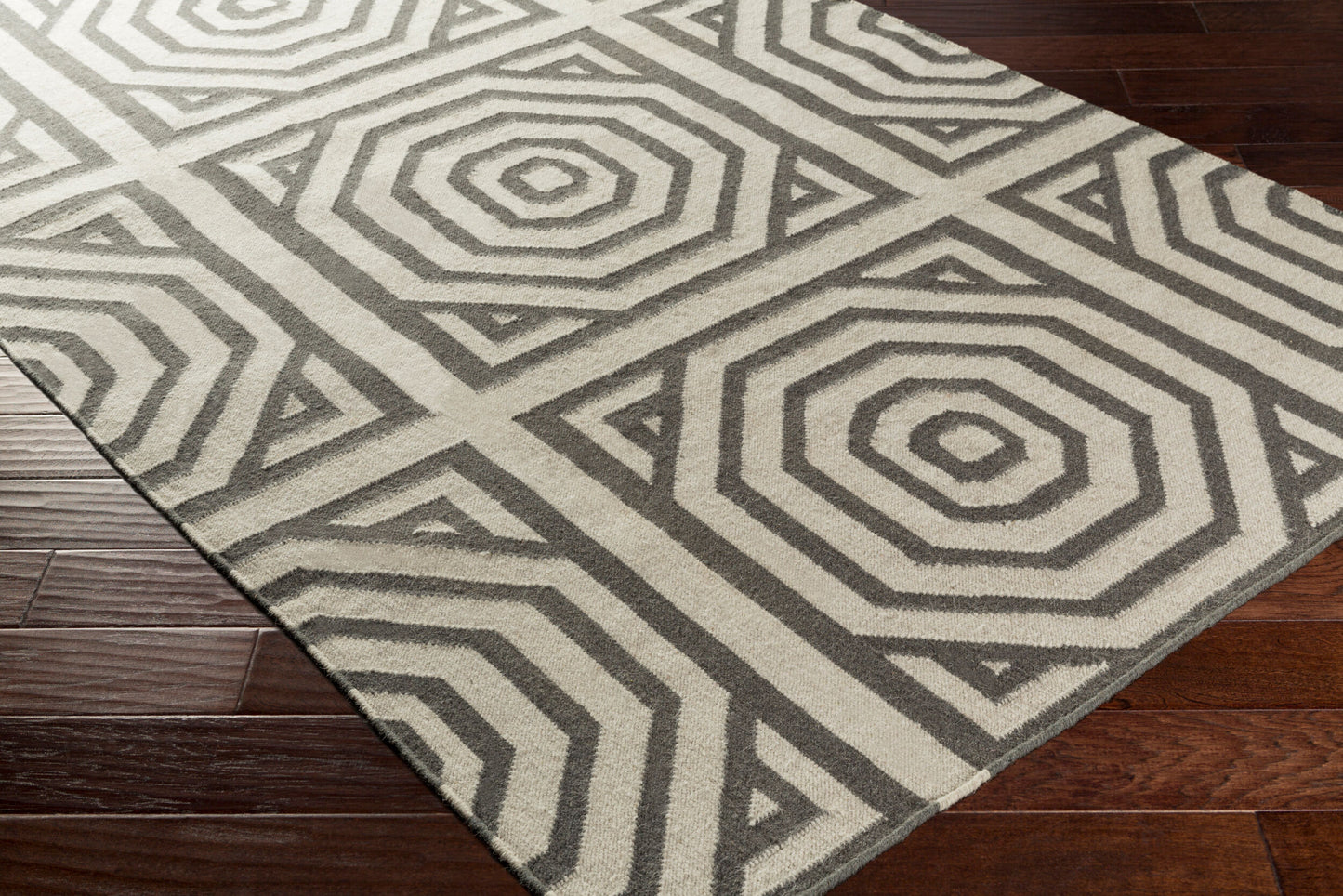 Rivington RVT-5010 5' x 7' Handmade Wool Area Rug