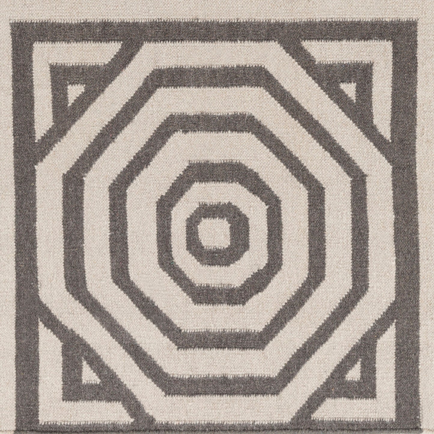 Rivington RVT-5010 5' x 7' Handmade Wool Area Rug