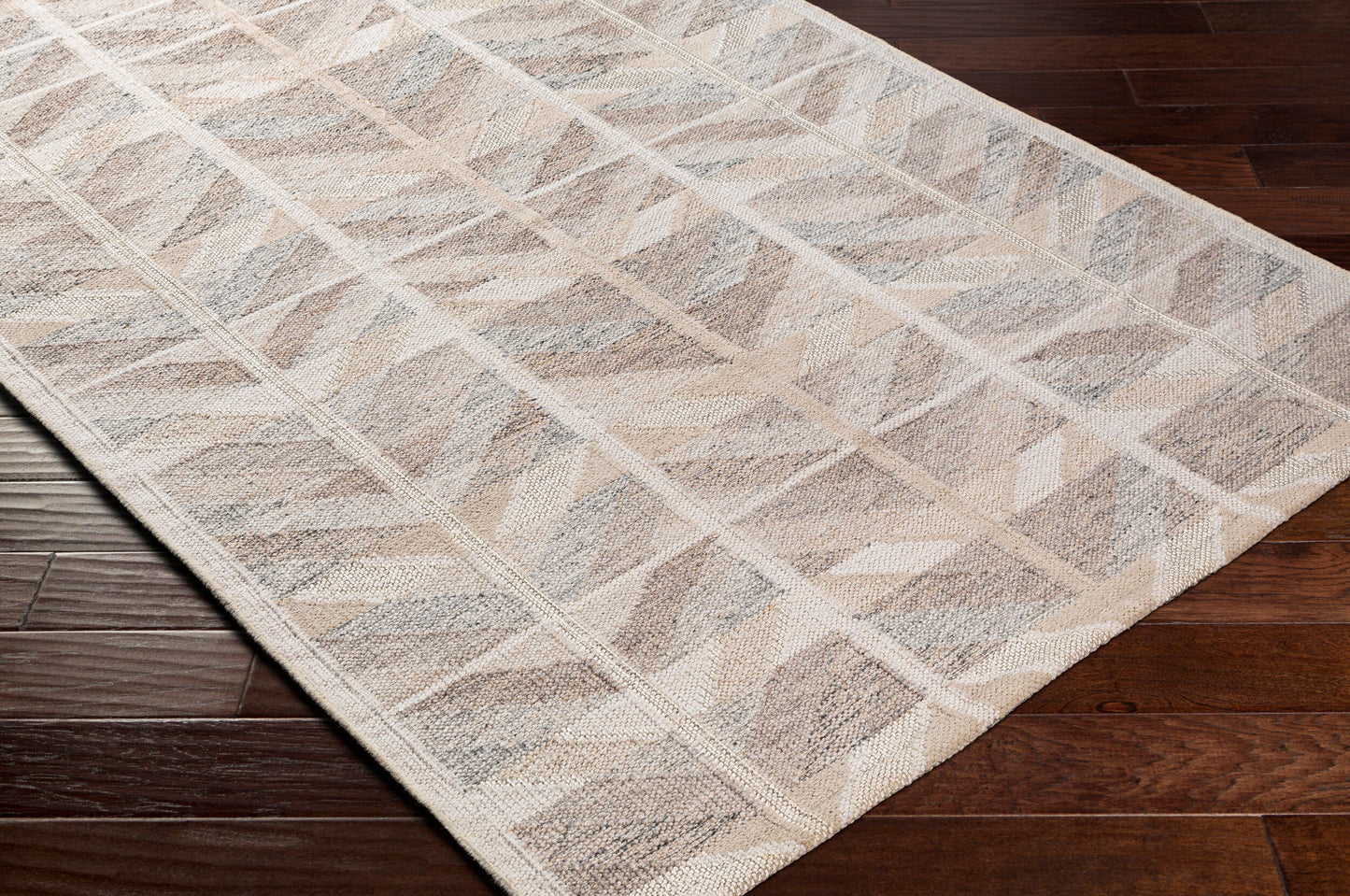 Scandi SCD-2300 2' x 3' Handmade Accent Rug