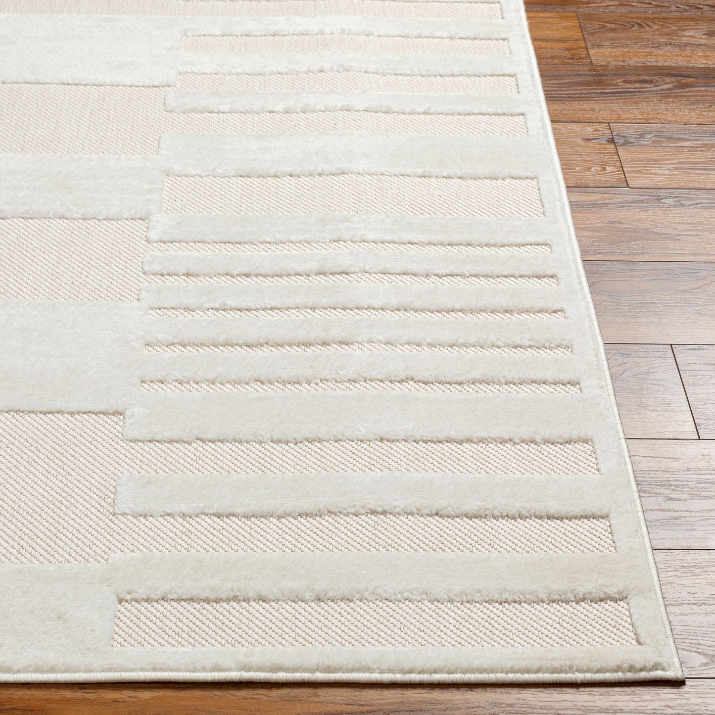 San Diego SFG-2343 5' x 7' Machine Woven Indoor/Outdoor Area Rug