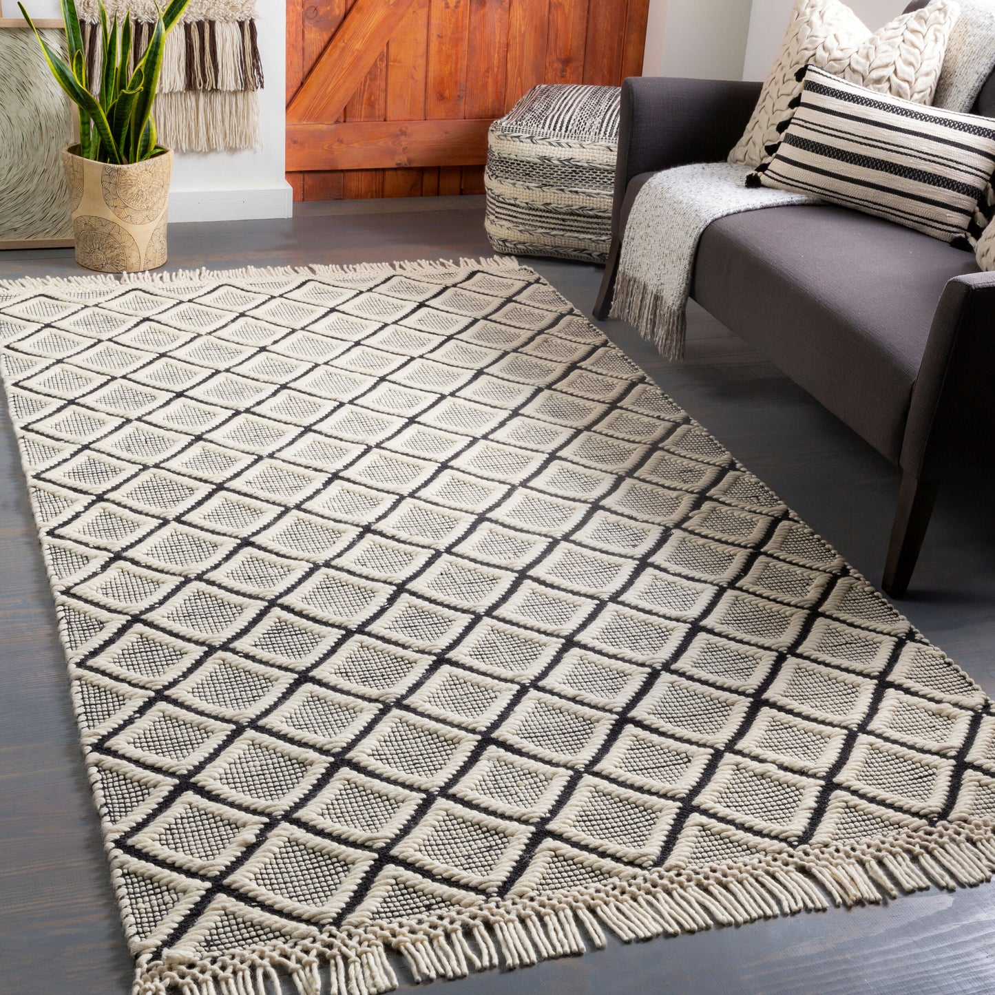 Saint Clair SIC-2304 2' x 3' Handmade Wool Accent Rug
