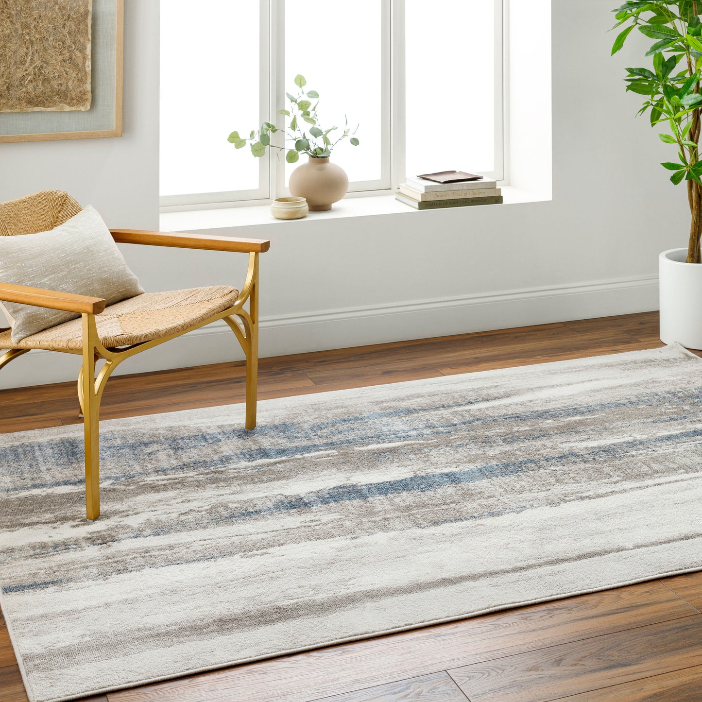 St Tropez SRZ-2327 8' x 10' Machine Woven Area Rug