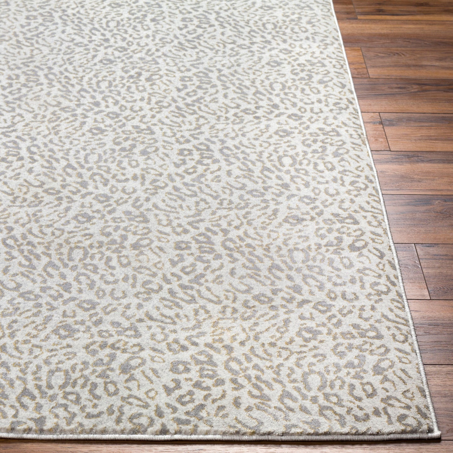 Tibetan TBT-2340 2' x 3' Machine Woven Accent Rug