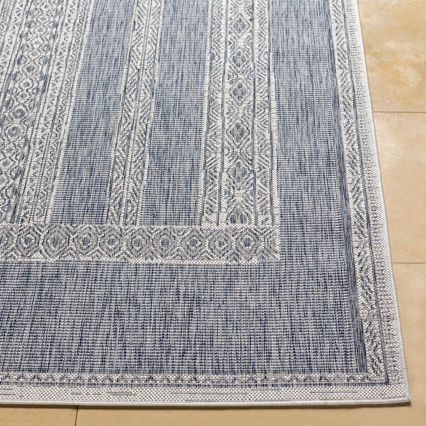 Tuareg TRG-2301 6' x 9' Machine Woven Indoor/Outdoor Area Rug