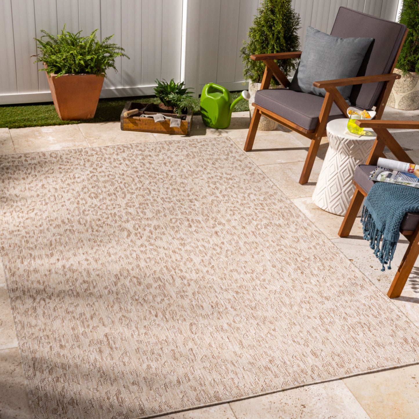 Tuareg TRG-2364 6' x 9' Machine Woven Indoor/Outdoor Area Rug