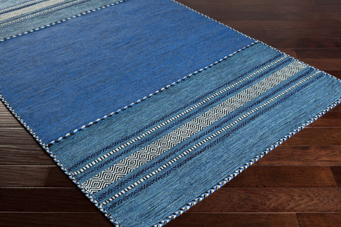 Trenza TRZ-3003 2' x 3' Handmade Accent Rug