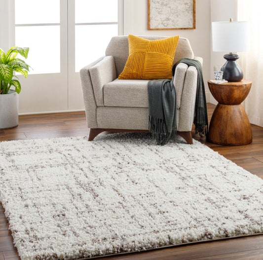 Ultra Shag UTG-2304 5' x 7' Machine Woven Area Rug