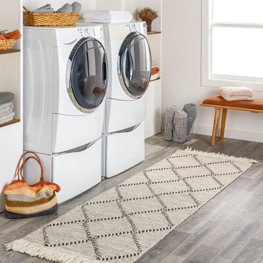 Uttar UTT-2302 8ft Runner Handmade Runner Rug